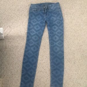 Patterned jeans
